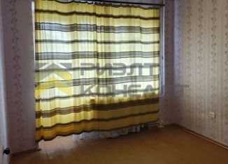 Продаю трехкомнатную квартиру, 63 м2, Омск, улица Челюскинцев, 99