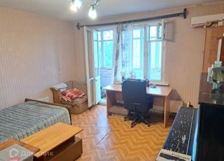 Сдается 2-ком. квартира, 42.5 м2, Екатеринбург, улица Академика Бардина, 32к1, улица Академика Бардина