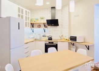 Продам однокомнатную квартиру, 43.2 м2, Киров, улица Красина, 5к3, Ленинский район