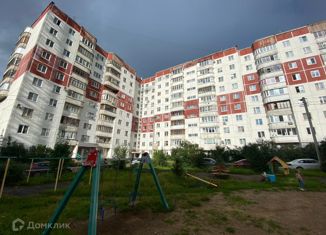 Продам 3-ком. квартиру, 66 м2, Пермский край, улица Левченко, 6