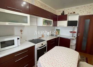 Продам 2-комнатную квартиру, 56.5 м2, Старый Оскол, микрорайон Северный, 35, ЖК Учительский