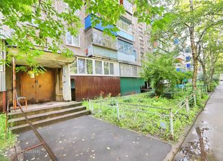 Продажа 3-комнатной квартиры, 46.5 м2, Липецк, улица Рубена Ибаррури, 3