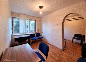 Сдается офис, 25 м2, Евпатория, улица имени 60-летия Октября, 26