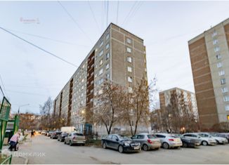 Продам трехкомнатную квартиру, 58 м2, Екатеринбург, Сиреневый бульвар, 21, Сиреневый бульвар