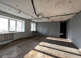 2-ком. квартира на продажу, 43.6 м2, Владивосток, улица Адмирала Юмашева, 36