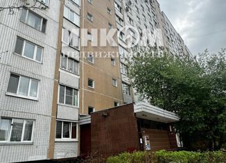 Продаю 2-ком. квартиру, 52.2 м2, Москва, улица Скульптора Мухиной, 3, метро Новопеределкино