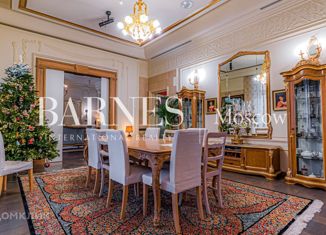 Продам дом, 980 м2, Московская область, Центральная улица