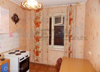 Сдам 3-комнатную квартиру, 67 м2, Челябинск, Калининский район, улица Чайковского, 185