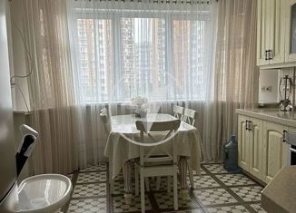 Продается 2-ком. квартира, 67 м2, Москва, Весенняя улица, 4, Весенняя улица