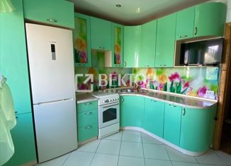 Продаю 3-комнатную квартиру, 70 м2, Волгореченск, улица имени 50-летия Ленинского Комсомола, 61