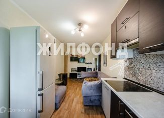 Продаю 2-ком. квартиру, 43.5 м2, Новосибирск, Танковая улица, 15, метро Заельцовская