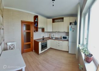 2-комнатная квартира на продажу, 49.8 м2, Екатеринбург, улица Бебеля, 112, Верх-Исетский район