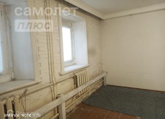 Продается 1-комнатная квартира, 41 м2, Астраханская область, улица Красная Набережная, 46