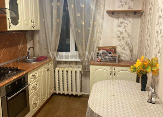 Продам трехкомнатную квартиру, 64 м2, посёлок Московский, Южная улица, 4