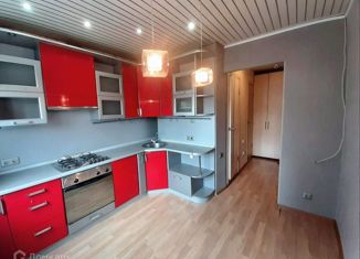 Продажа 2-ком. квартиры, 48 м2, Тихвин, 6-й микрорайон, 22