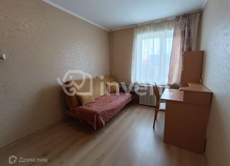 Продается 2-ком. квартира, 48.6 м2, Пионерский, улица Гагарина, 13