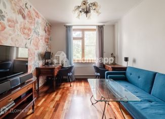 Продам 3-комнатную квартиру, 82 м2, Москва, улица Марии Ульяновой, 17к3, метро Проспект Вернадского