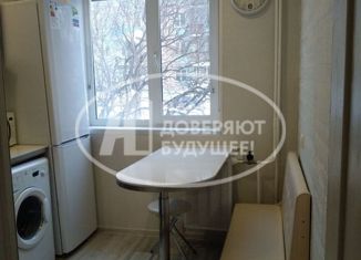 Продается двухкомнатная квартира, 43 м2, Пермский край, улица Мира, 66В