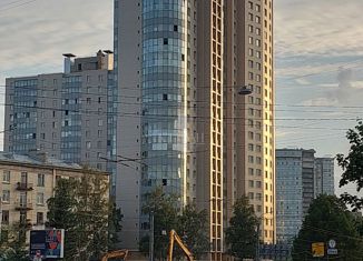 Продается 3-ком. квартира, 79.9 м2, Санкт-Петербург, Зеленогорская улица, 7