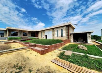 Продаю дом, 265 м2, село Дмитриевка, улица Шатилова, 8