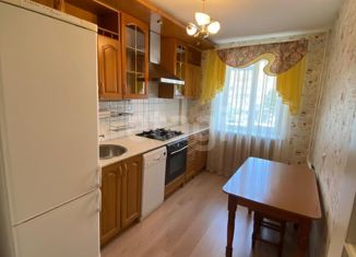Продается 3-комнатная квартира, 59.3 м2, Стерлитамак, улица Богдана Хмельницкого, 50