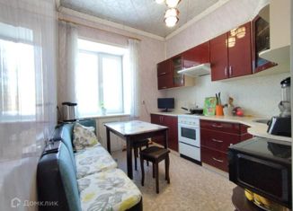 Продам трехкомнатную квартиру, 67 м2, Осинники, улица Ленина, 122