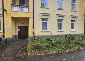 Продажа 3-ком. квартиры, 72 м2, посёлок городского типа Токсово, Привокзальная улица, 16