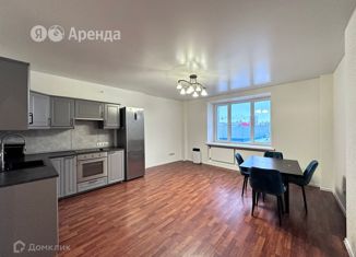 Сдам в аренду 3-ком. квартиру, 79 м2, Санкт-Петербург, Ленинский проспект, 104, муниципальный округ Красненькая Речка