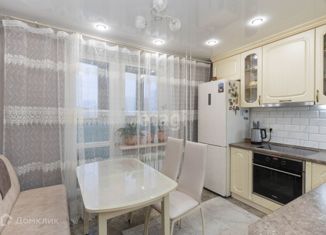 2-комнатная квартира на продажу, 58.8 м2, Тюмень, улица Федюнинского, 56к1