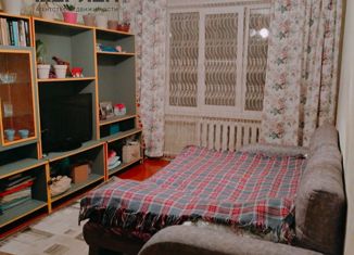 Трехкомнатная квартира на продажу, 61.9 м2, Сосенский, улица 35 лет Победы, 8