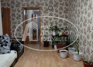 Трехкомнатная квартира на продажу, 57.3 м2, Можга, микрорайон Наговицынский, 7