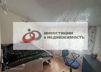 Продаю четырехкомнатную квартиру, 100 м2, Ставрополь, Октябрьская улица, 195, микрорайон № 18