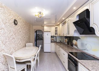Продается двухкомнатная квартира, 72.2 м2, посёлок городского типа Боровский, Советская улица, 24, ЖК Центральный