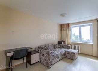 Продается 2-ком. квартира, 30.2 м2, Владивосток, Днепровская улица, 22