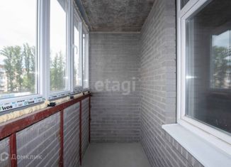 Продажа трехкомнатной квартиры, 100 м2, Ростов-на-Дону, проспект 40-летия Победы, 63/17с4, ЖК Сокол Град