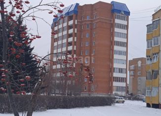 Продам четырехкомнатную квартиру, 109.5 м2, Зеленогорск, улица Строителей, 20