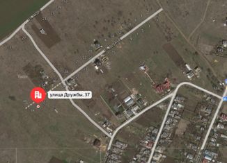 Продаю земельный участок, 15 сот., село Красновка, улица Дружбы, 37