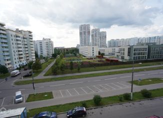 Продажа 2-ком. квартиры, 62 м2, Москва, улица Брусилова, 33к1, улица Брусилова
