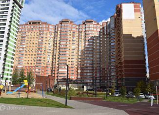 Продам трехкомнатную квартиру, 74 м2, Воронеж, улица Челюскинцев, 101Б, ЖК Эко Дом