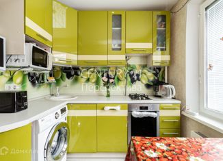 Продам 2-ком. квартиру, 46 м2, Москва, Самаркандский бульвар, 17к3, Самаркандский бульвар