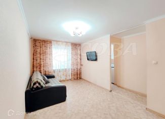 Продается 1-комнатная квартира, 29.3 м2, Нефтеюганск, 1-й микрорайон, 29