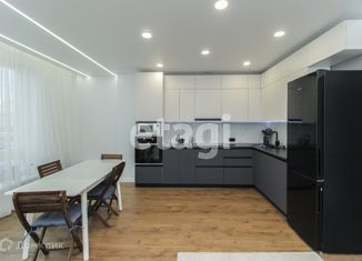 Продаю 3-ком. квартиру, 78.7 м2, Тюмень, улица Константина Посьета, 10, ЖК Квартал 1964