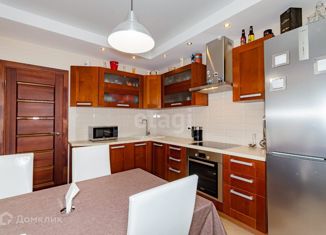 Продам трехкомнатную квартиру, 77.3 м2, Екатеринбург, улица Барвинка, 45, улица Барвинка