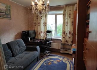 Продам 2-ком. квартиру, 57.6 м2, поселок городского типа Спирово, улица Строителей, 8