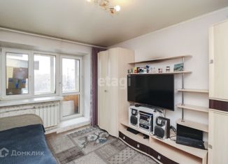 Продаю двухкомнатную квартиру, 42 м2, Тюменская область, улица Республики, 171