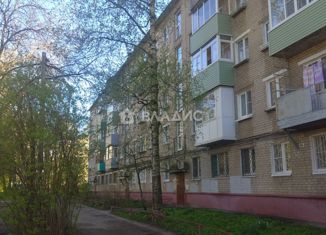 Продается двухкомнатная квартира, 45 м2, Ярославль, улица Нефтяников, 28, район Нефтестрой