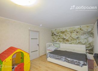 Продаю 3-комнатную квартиру, 76.9 м2, Свердловская область, улица Амундсена, 61