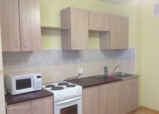 3-комнатная квартира в аренду, 85 м2, Казань, улица Тансык, 7