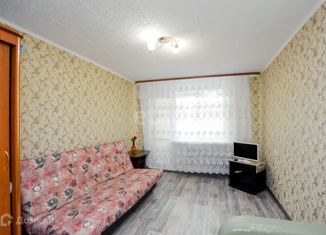 Продается трехкомнатная квартира, 57.2 м2, Нефтеюганск, микрорайон 8А, 33