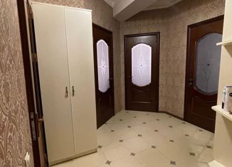 Продается 2-комнатная квартира, 60 м2, Хасавюрт, улица Победы, 114